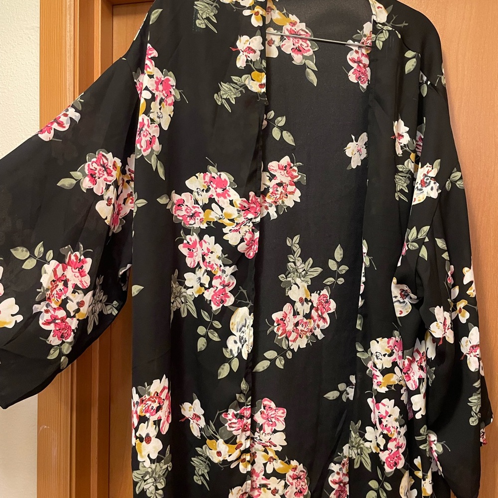 Floral Black Kimono Top